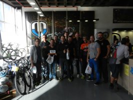 Entrega dorsales 1x2 bike race Tenerife