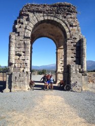 Arco Caparra Via La Plata en MTB Etapa 5