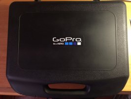 Reciclaje de maleta para guardar aparatos electrónicos